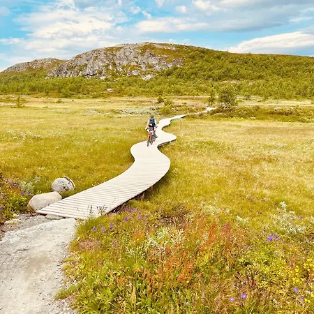 Charming Getaway ,near Trails And Hiking Paths