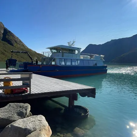 Charming Getaway ,near Trails And Hiking Paths