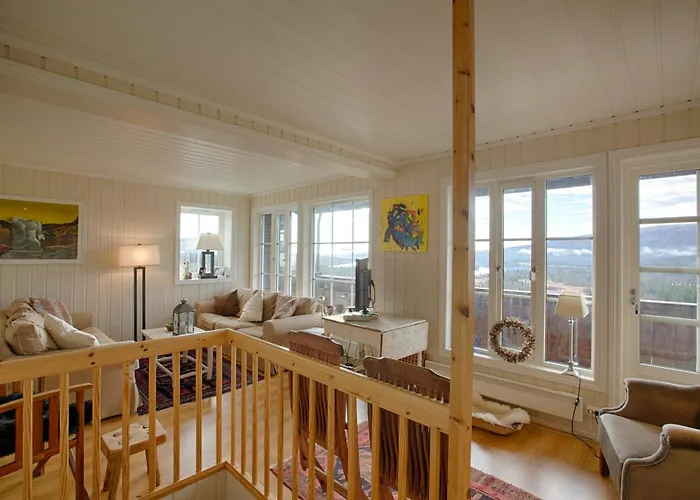 Charming Getaway ,near Trails And Hiking Paths Lägenhet